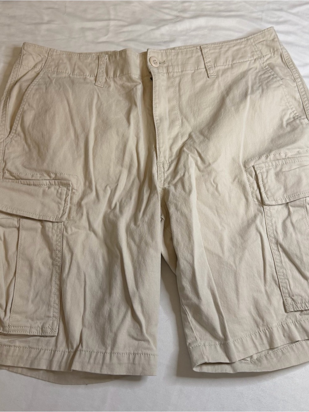 Old Navy Lived-In Cargo Shorts Men’s Size 36 Khaki Built-In Flex